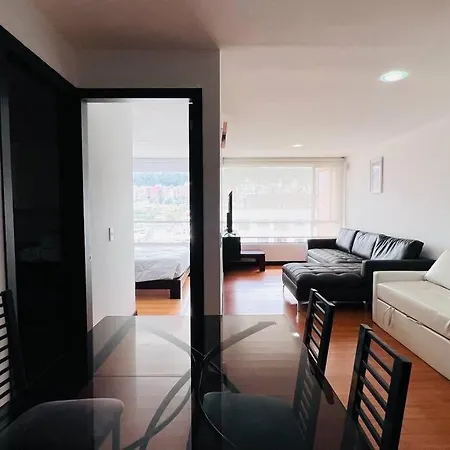 Suite De 1 Dormitorio, 2 Sofa Cama, Wiffi, 3 Personas, Junto Hotel Sheraton Piscina Gym Quito Exterior photo