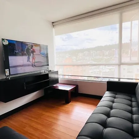 Suite De 1 Dormitorio, 2 Sofa Cama, Wiffi, 3 Personas, Junto Hotel Sheraton Piscina Gym Quito Exterior photo