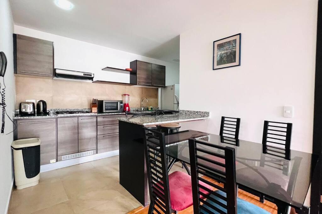 De 1 Dormitorio, 2 Sofa Cama, Wiffi, 3 Personas, Junto Sheraton Piscina Gym Apartment *