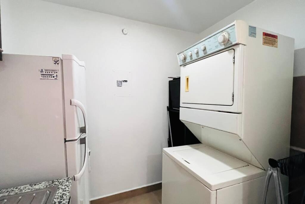 De 1 Dormitorio, 2 Sofa Cama, Wiffi, 3 Personas, Junto Sheraton Piscina Gym Apartment