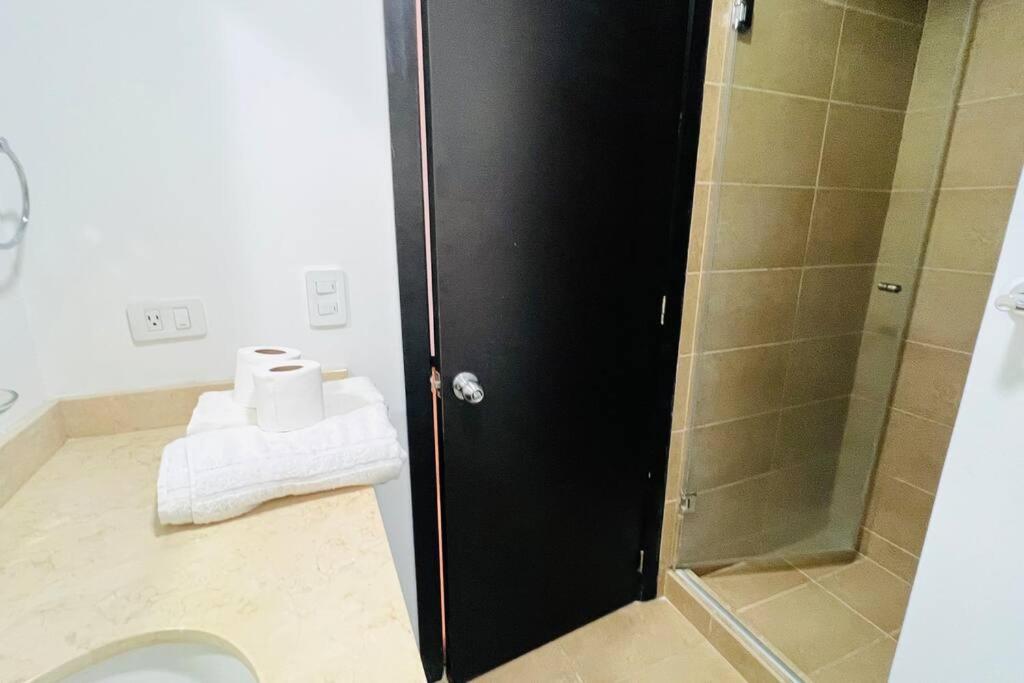 De 1 Dormitorio, 2 Sofa Cama, Wiffi, 3 Personas, Junto Sheraton Piscina Gym Apartamento *