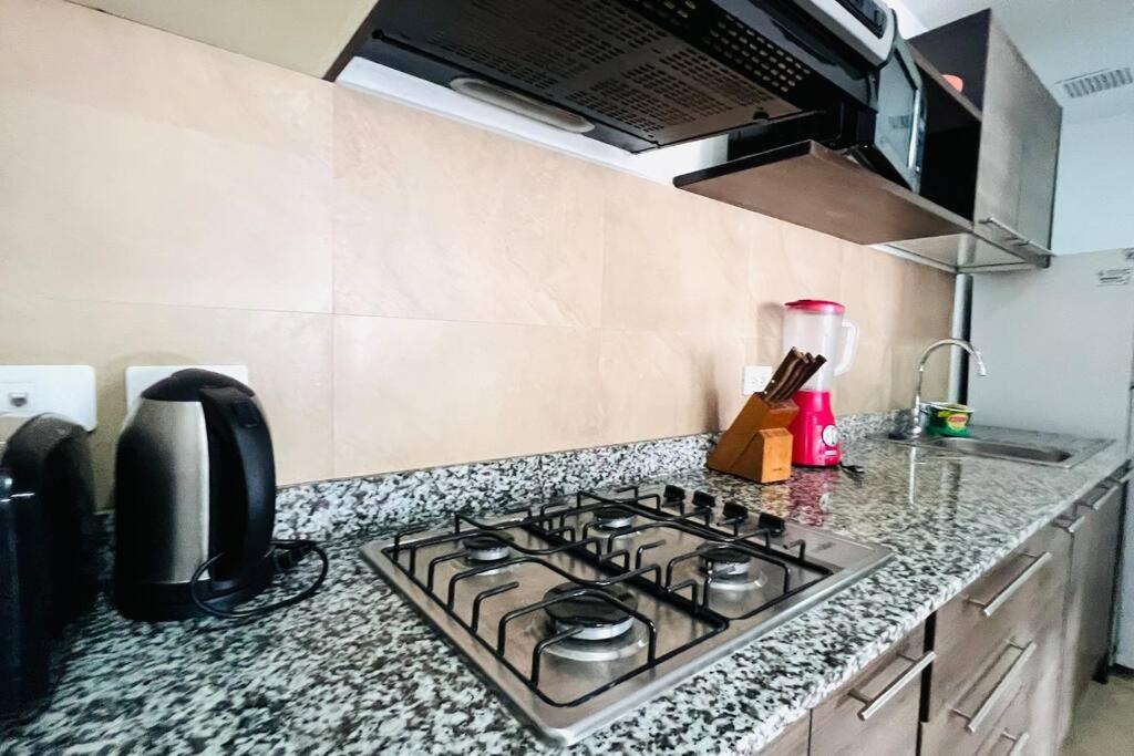 De 1 Dormitorio, 2 Sofa Cama, Wiffi, 3 Personas, Junto Sheraton Piscina Gym